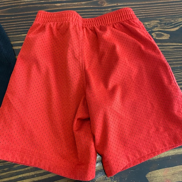 Nike Black and Red Athletic mesh shorts - Picture 8 of 8